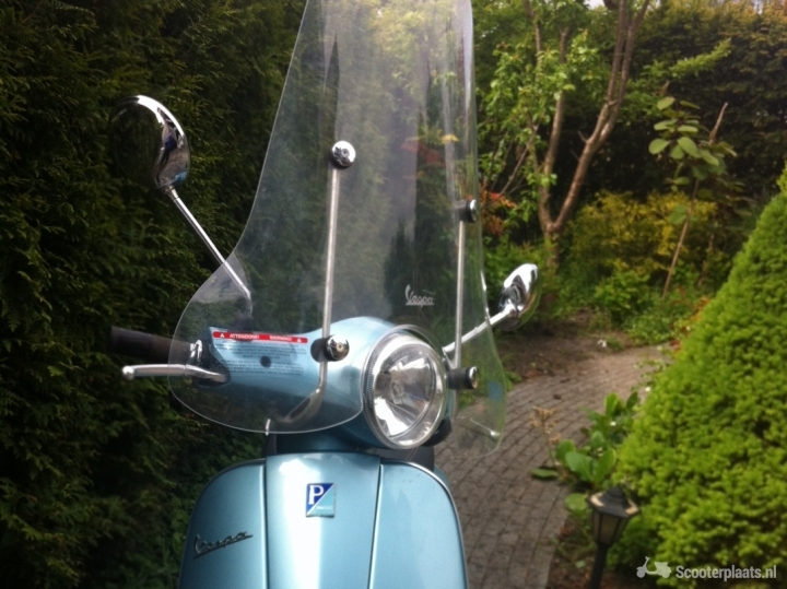Vespa LX 50 blauw